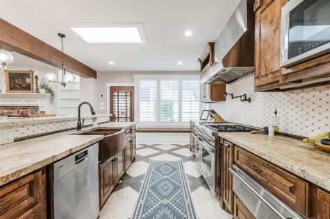8638 Oakford Drive Houston TX 77024