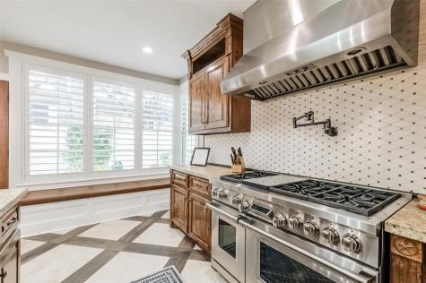 8638 Oakford Drive Houston TX 77024