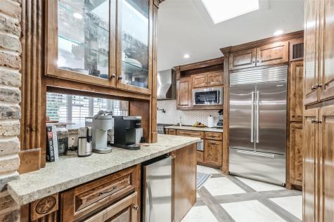 8638 Oakford Drive Houston TX 77024