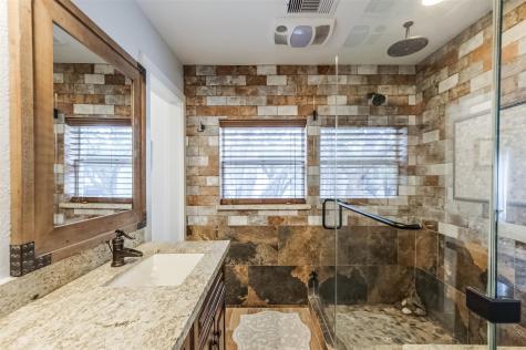 8638 Oakford Drive Houston TX 77024