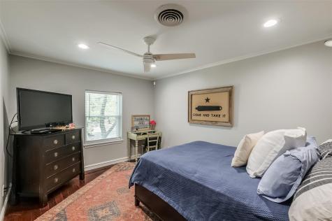 8638 Oakford Drive Houston TX 77024