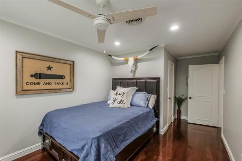 8638 Oakford Drive Houston TX 77024