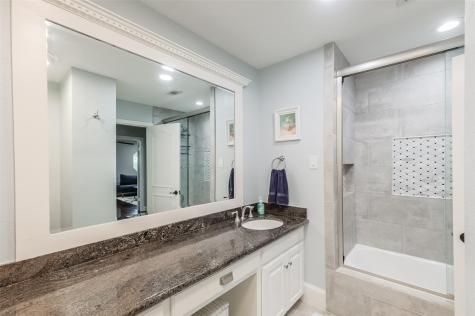 8638 Oakford Drive Houston TX 77024