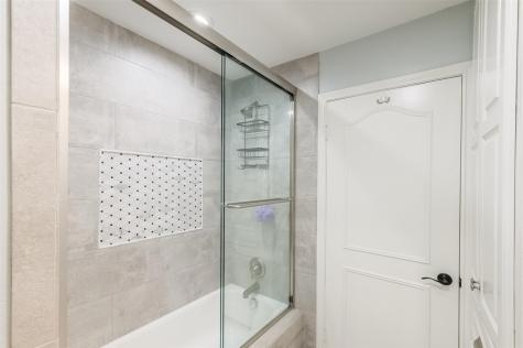 8638 Oakford Drive Houston TX 77024
