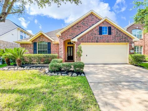 13008 Balsam Breeze Lane Pearland TX 77584