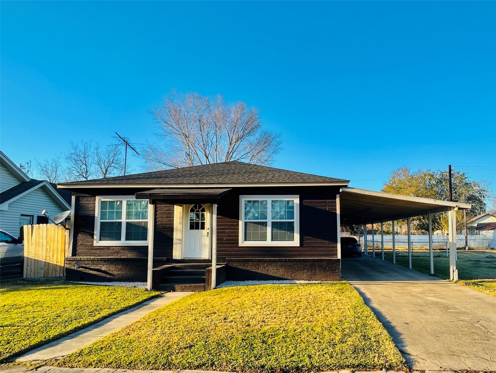 108 Miriam Street Baytown TX 77520