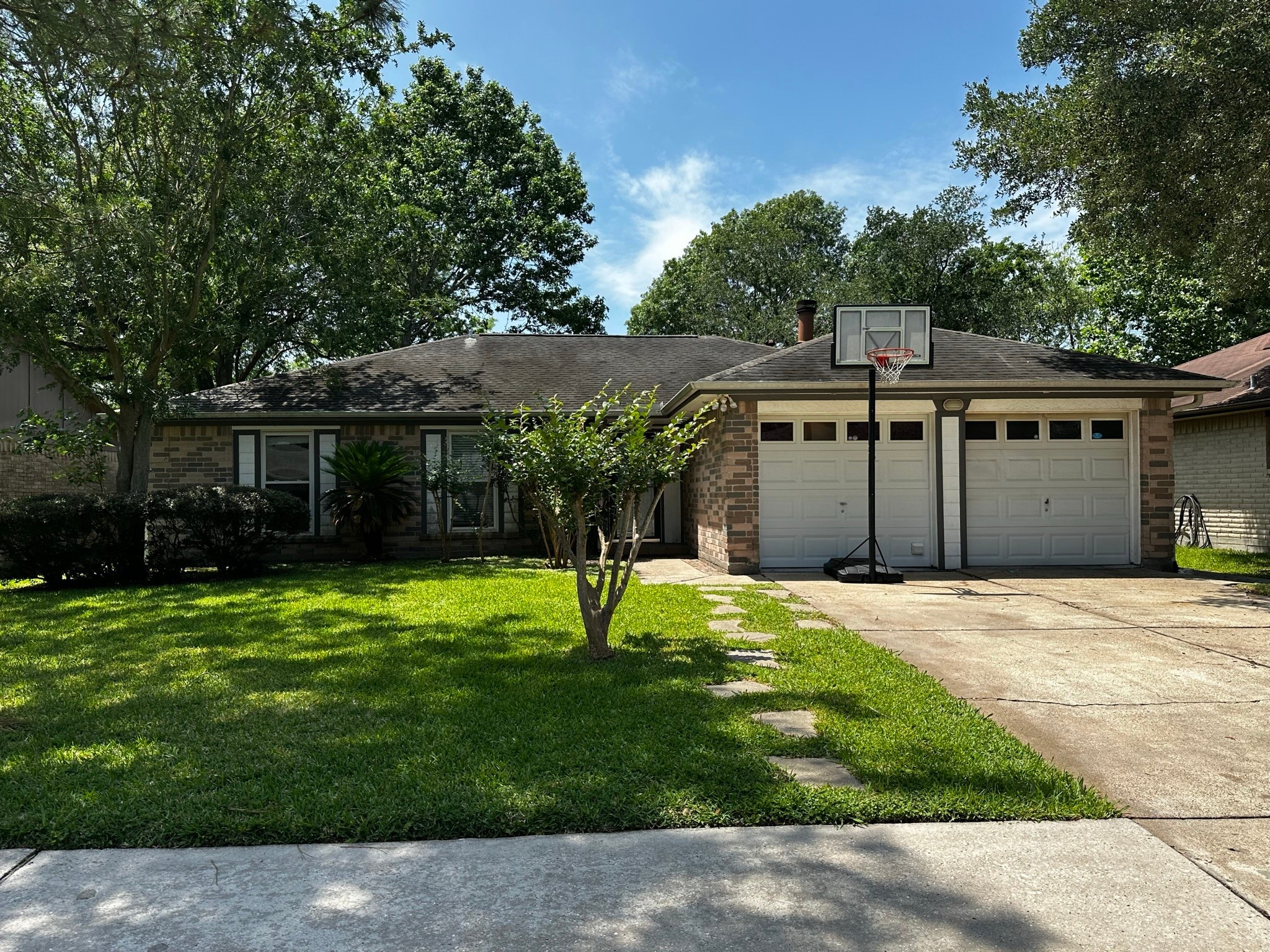 111 Greenshire Drive League City TX 77573