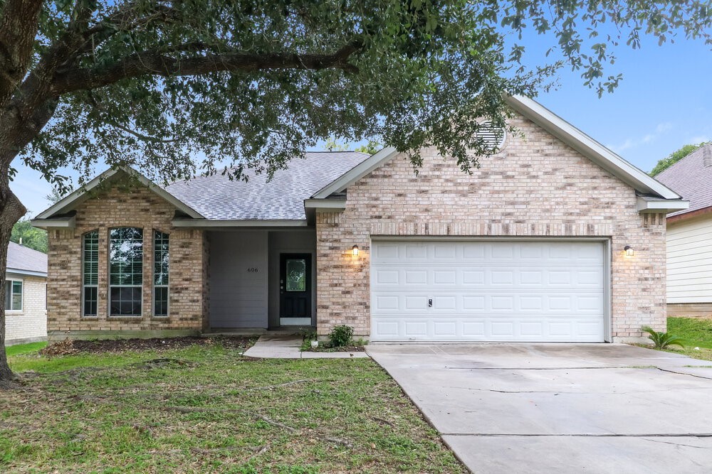 606 Paradise Lane Montgomery TX 77356