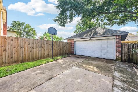 10410 Springland Court Houston TX 77065