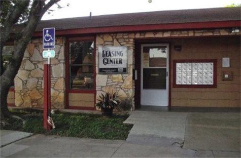 3100 Avenue Q Hondo TX 78861