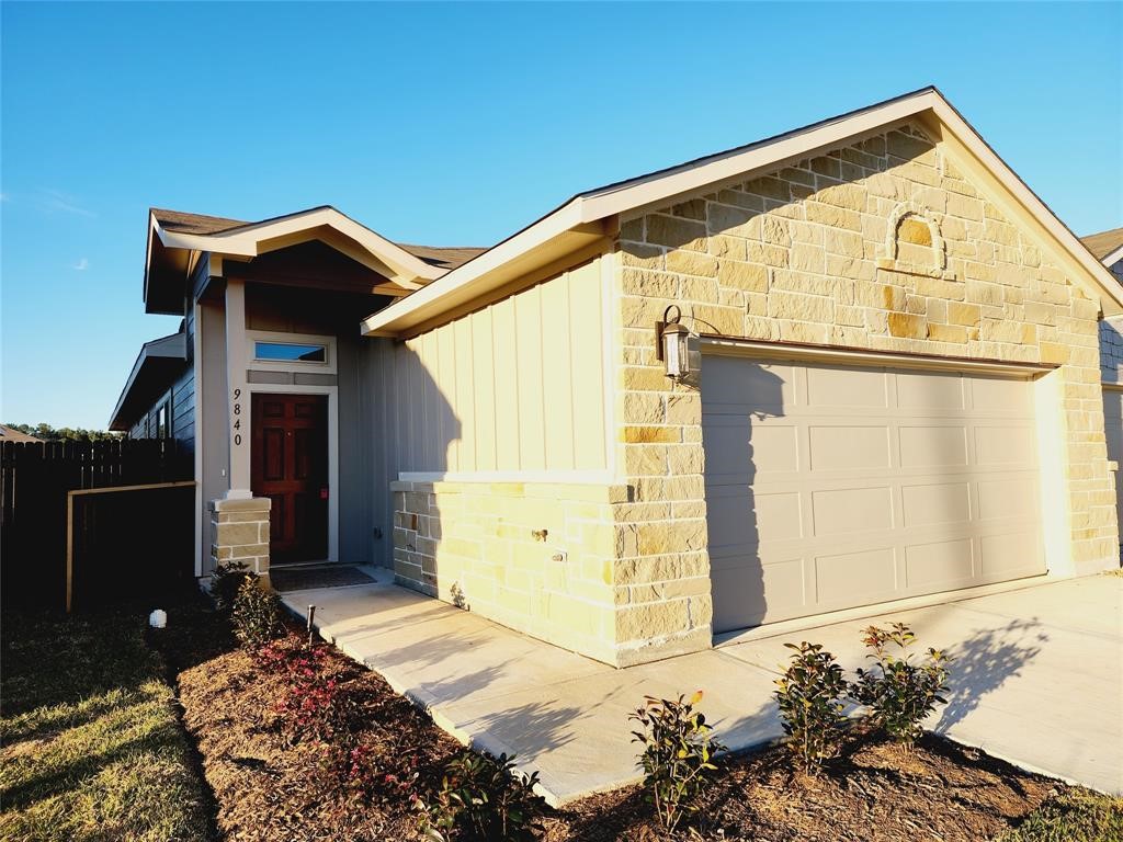 9840 Grosbeak Lane Magnolia TX 77354