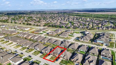 818 Kingwood Drive League City TX 77573