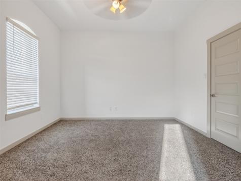 818 Kingwood Drive League City TX 77573