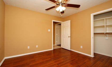 7219 Log Cradle Drive Houston TX 77041
