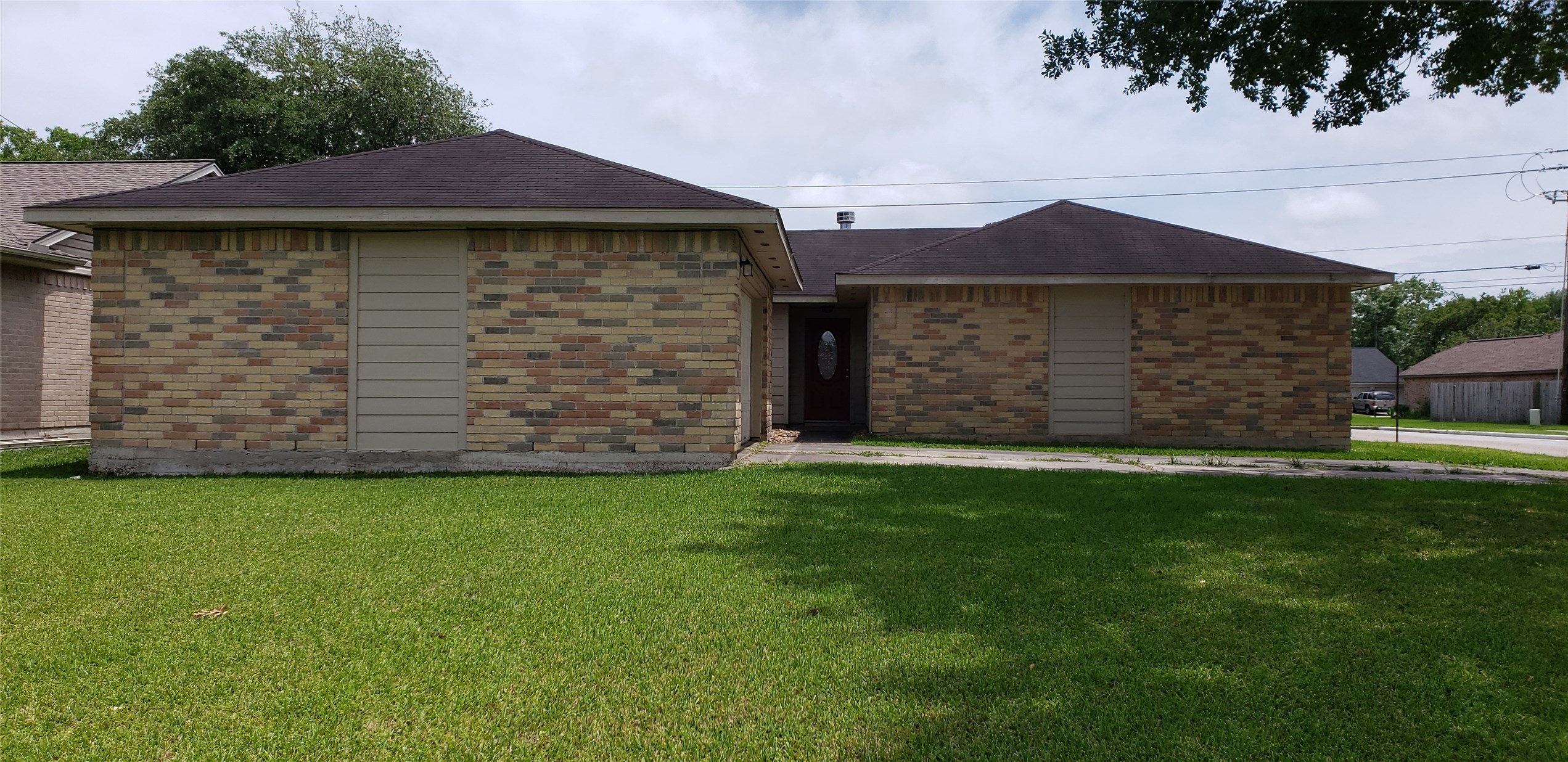 2435 Bisontine Street Friendswood TX 77546