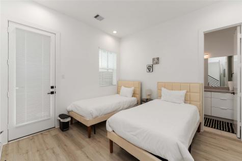 3410 Baer Street C Houston TX 77020