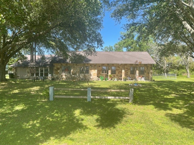1213 County Road 406 El Campo TX 77437