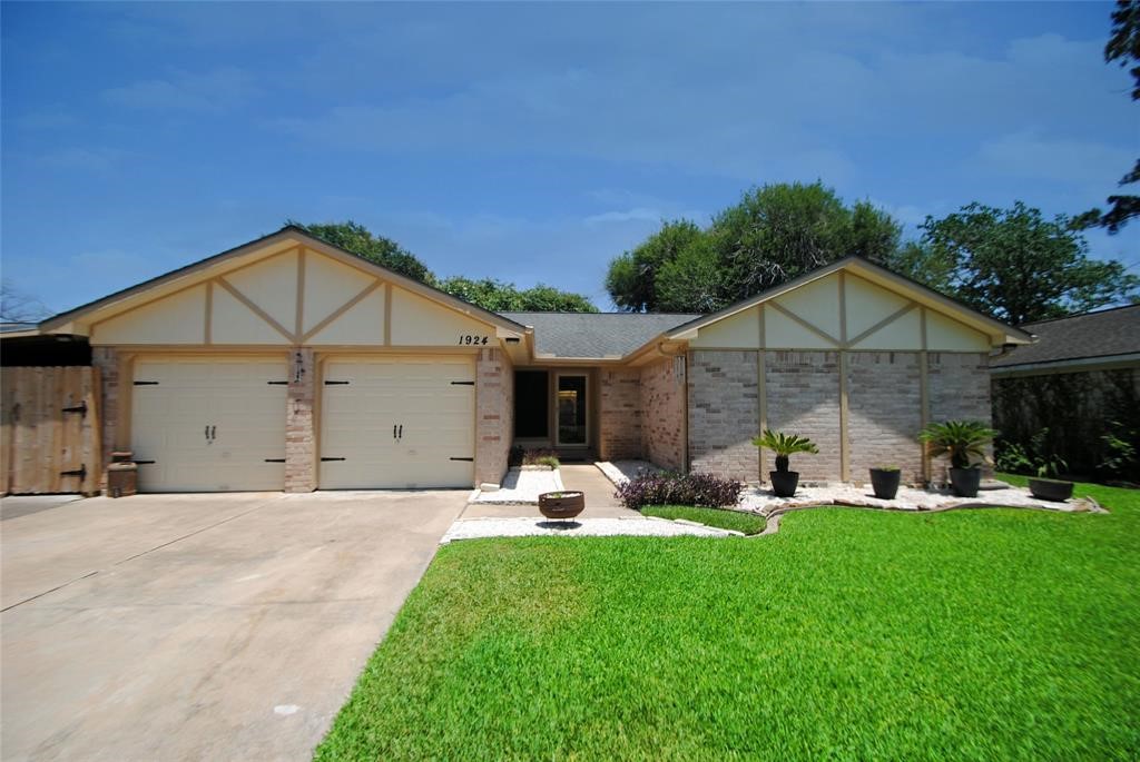 1924 Myrna Lane Katy TX 77493