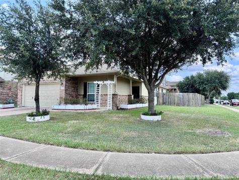 3302 Allington Court Houston TX 77014