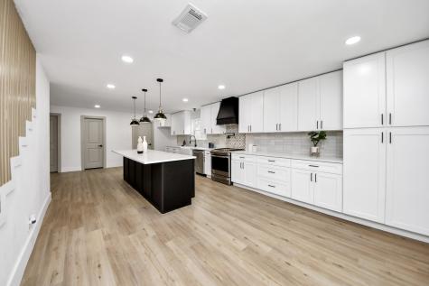 5614 Oakhaven Lane Houston TX 77091