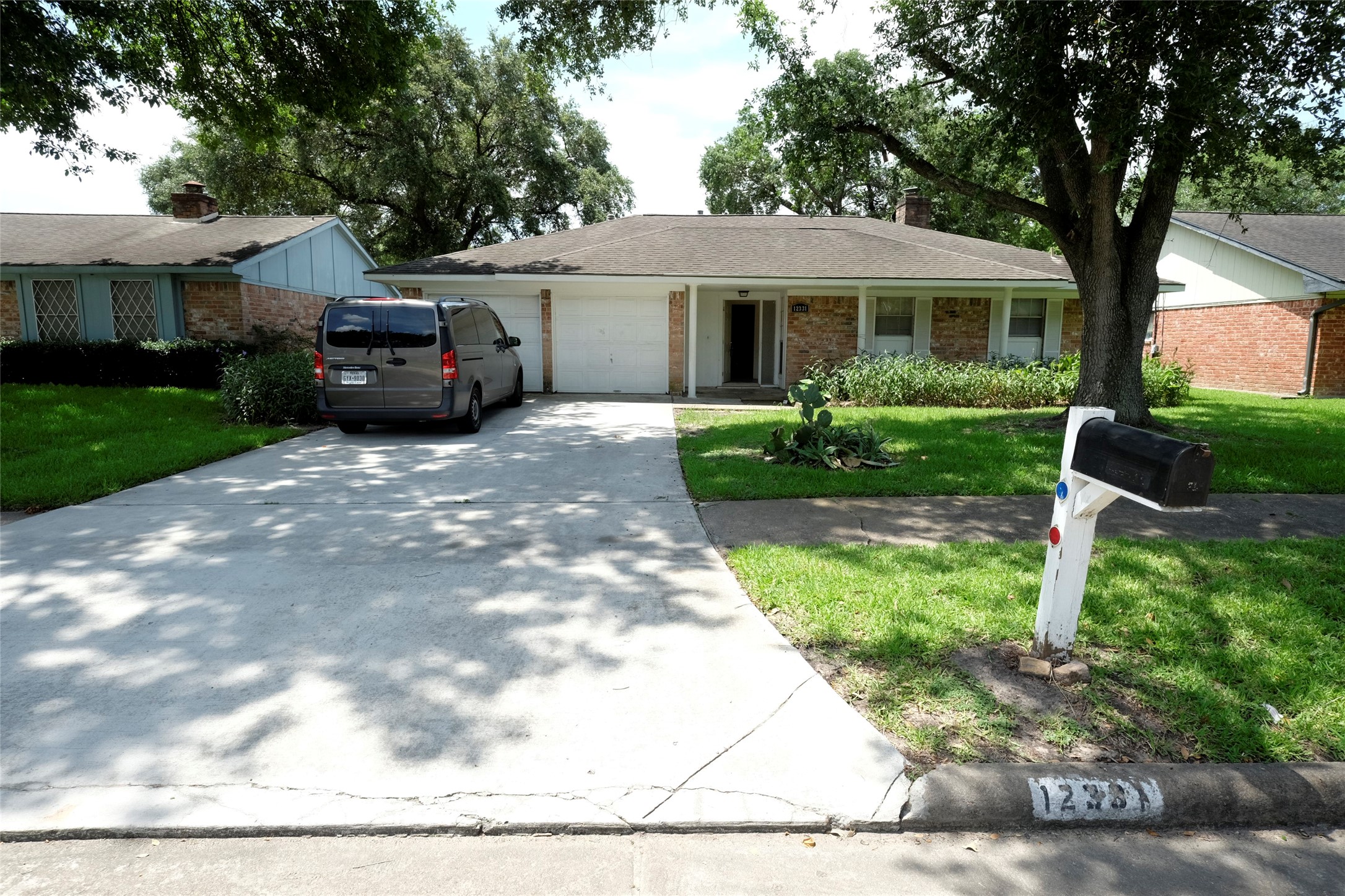 12331 Bexley Drive Houston TX 77099