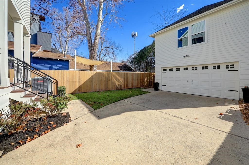 1332 W 21st Street A Houston TX 77008