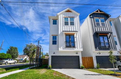 1928 Cochran Street Houston TX 77009