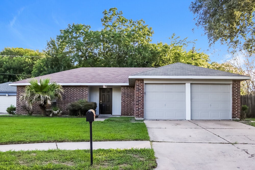 1606 Thornbrook Drive Missouri City TX 77489