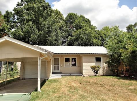 946 Milam Street Liberty TX 77575