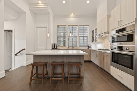 2506 Mckinney Street Houston TX 77003