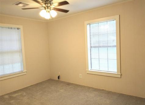1402 13th Avenue N Texas City TX 77590