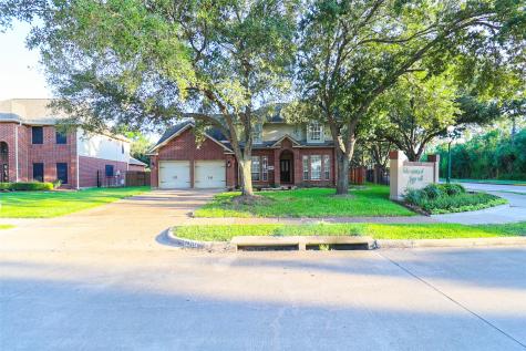 14311 Ragus Lake Drive Sugar Land TX 77498