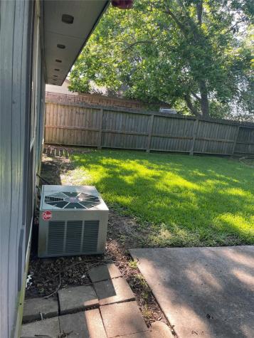 2512 Ironclad Drive League City TX 77573