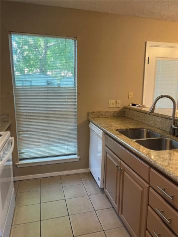 2512 Ironclad Drive League City TX 77573