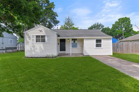 312 S Utah Street La Porte TX 77571