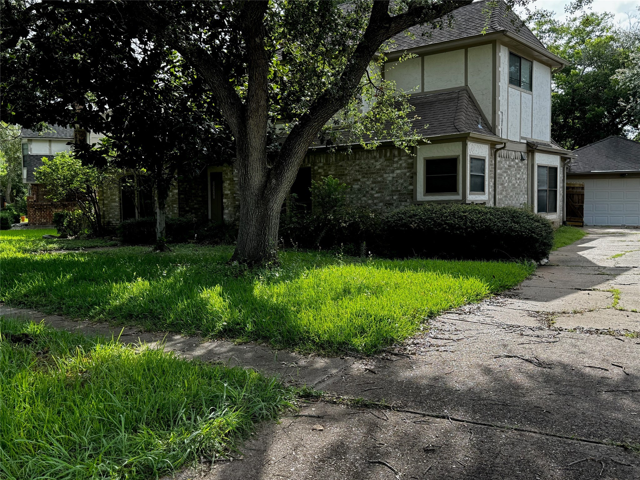 2442 Hodges Bend Circle Sugar Land TX 77479