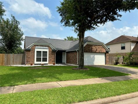 3909 Ashwood Drive Pearland TX 77584