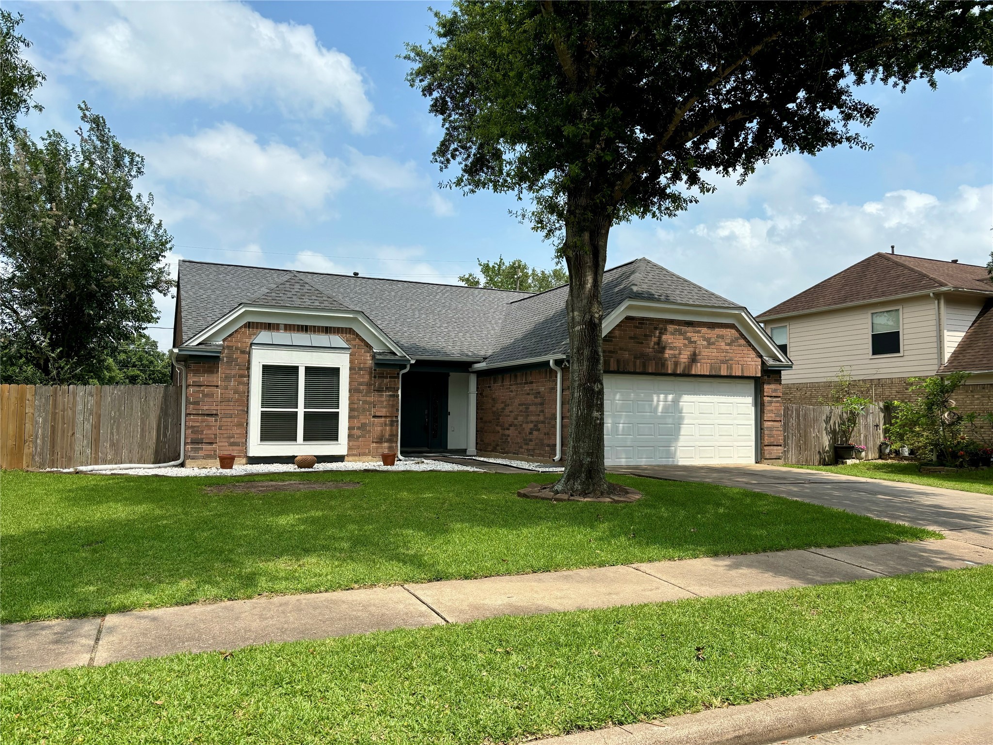 3909 Ashwood Drive Pearland TX 77584