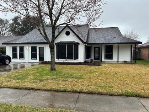 2005 Wildwood Drive Deer Park TX 77536