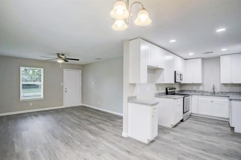 5002 Doulton Drive Houston TX 77033
