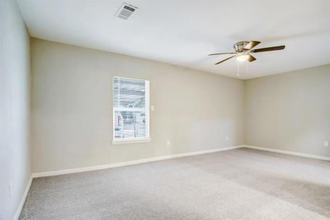 5002 Doulton Drive Houston TX 77033