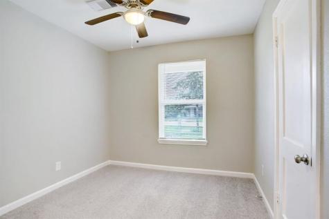 5002 Doulton Drive Houston TX 77033