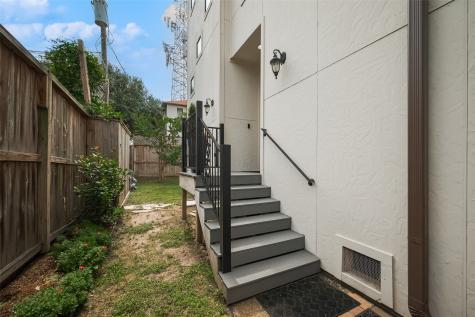 1806 W 25th Street Houston TX 77008