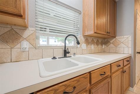 17323 Stone Peaks Drive Houston TX 77095