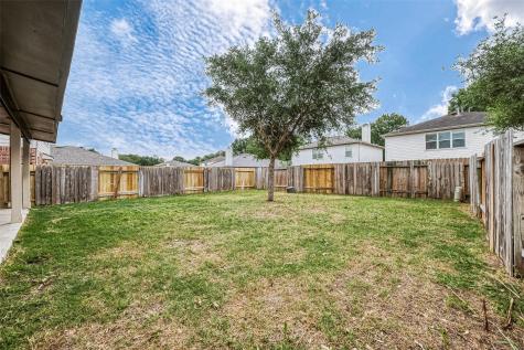 17323 Stone Peaks Drive Houston TX 77095