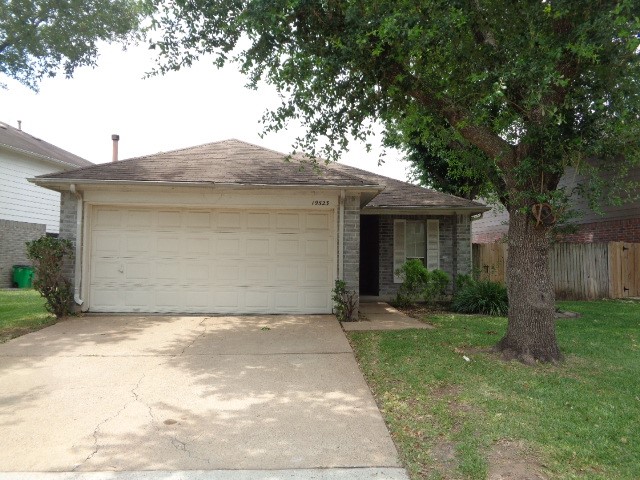 19523 Sandy Bank Drive Tomball TX 77375