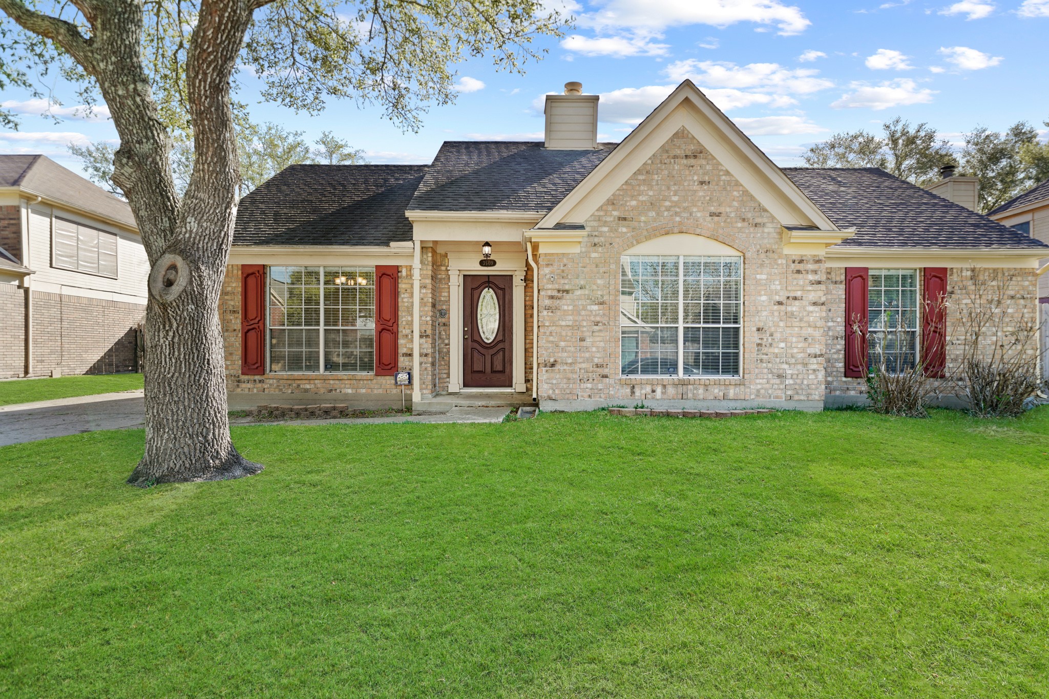 3909 Beechwood Drive Pearland TX 77584