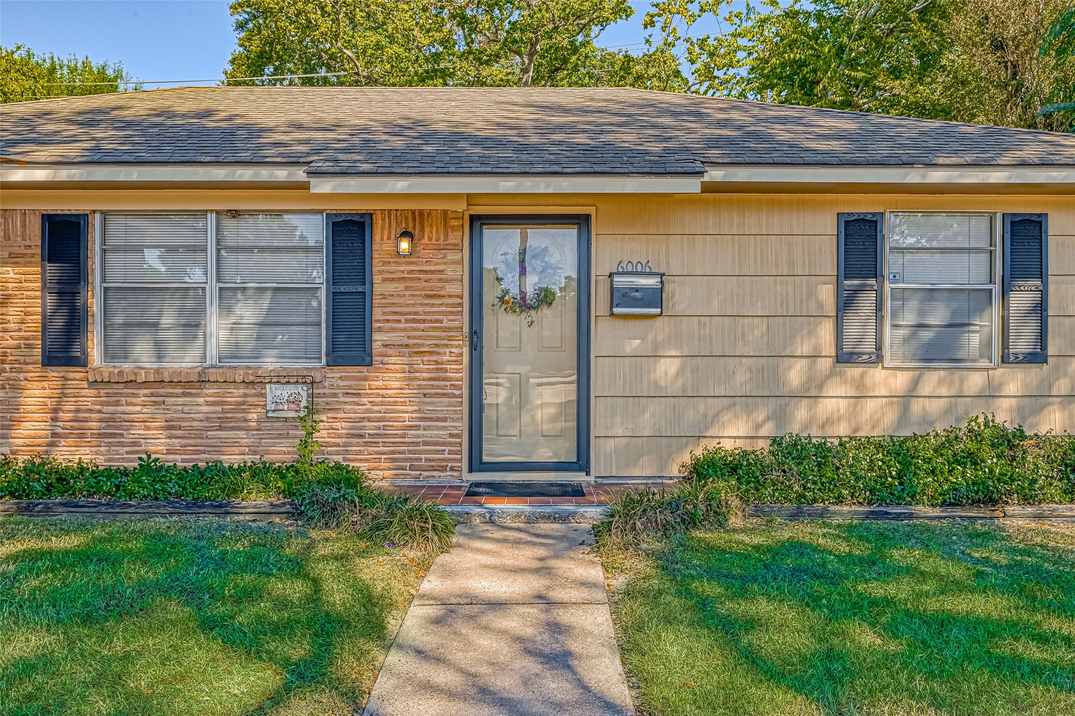 6006 W 43rd Street Houston TX 77092