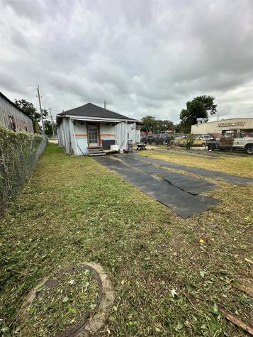 304 Lockwood Drive Houston TX 77011