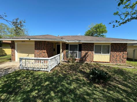 5011 Denoron Drive Houston TX 77048